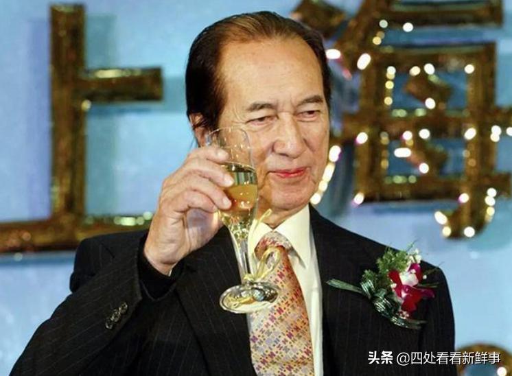 2025新澳门六开彩今晚资料,探索未来，关于新澳门六开彩今晚资料的深度解析
