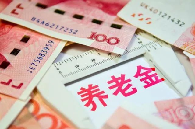 香港100%最准一肖中,香港100%最准一肖中，揭秘背后的秘密与真相探索