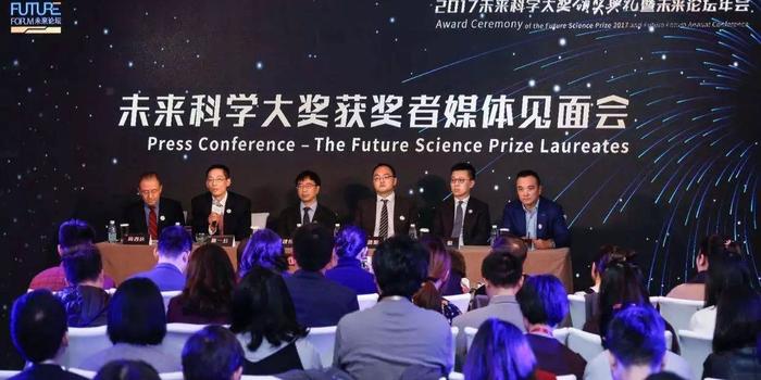 2025新奥彩正版资料,探索未来新奥彩世界，揭秘2025新奥彩正版资料的重要性与影响